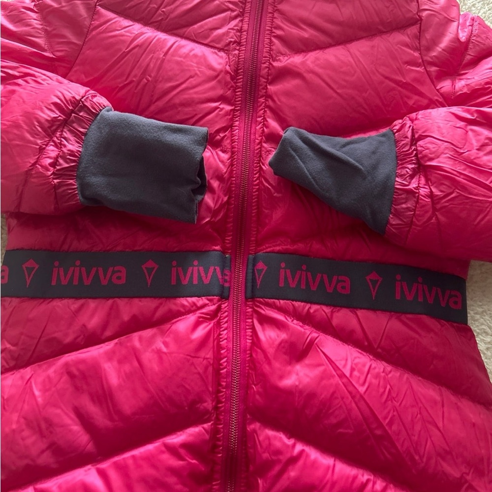 Reversible Ivivva Puffer - Picture 3 of 7